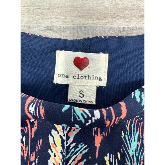 One Clothing Geometric print Dress Women's‎ Size Small Ruched Waist - Picture 4 of 10